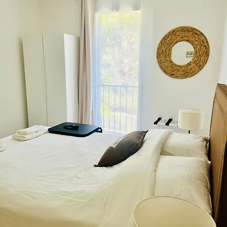 Bella Πανσιόν