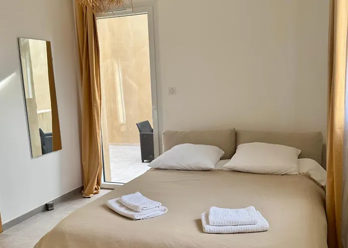 게스트하우스 Bella 3*